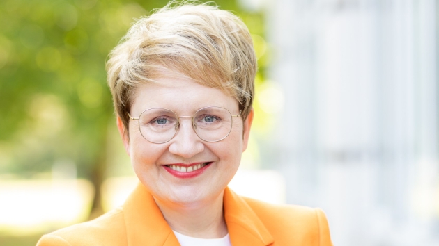 Gabriele Hässig, P&G: "Spenden ist immer besser als wegwerfen" - Gabriele Hässig, Geschäftsführerin Kommunikation und Nachhaltigkeit bei Procter & Gamble in Deutschland, Österreich und der Schweiz - Quelle: PP PicturePartners GmbH